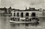 Maastricht, Rondvaart op de Maas - boot volk brug - 1968 gel, Ophalen of Verzenden, Voor 1920, Gelopen, Limburg