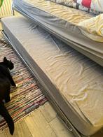 Twee logeerbedden eenpersoons. Incl matrassen, Huis en Inrichting, Slaapkamer | Slaapbanken, Ophalen, Gebruikt, Eenpersoons, 90 cm