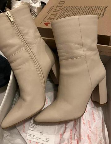 Leren enkellaasjes nieuw maat 38 beschikbaar voor biedingen