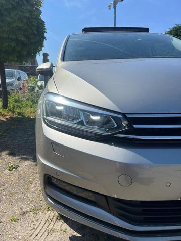 Volkswagen Touran 2.0 TDI Highline Business beschikbaar voor biedingen