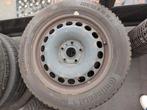 Te koop: 4 Continental winterbanden op stalen velgen. 8mm, Auto-onderdelen, Banden en Velgen, Ophalen, 16 inch, Banden en Velgen