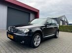 BMW X3 3.0 I AUT 2004 Zwart (Youngtimer), Auto's, BMW, Automaat, 2000 kg, Zwart, 231 pk