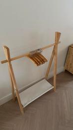 Houten kinder kledingrek met linnen stof, Huis en Inrichting, Met plank(en), Gebruikt, 100 tot 150 cm, Ophalen of Verzenden