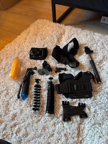 Diverse actie camera accessoires sportcamera beschikbaar voor biedingen