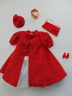 Vintage Barbie rode flared fluwelen jas handtas hoed Ots, Ophalen of Verzenden, Gebruikt, Kleertjes