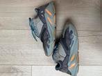 Yeezy 700 V1 maat 36, Ophalen of Verzenden, Nieuw, Blauw, Sneakers of Gympen
