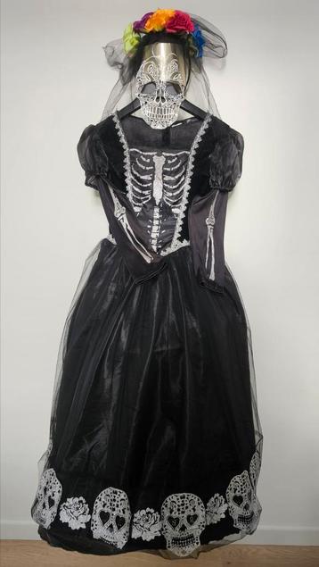 Halloween jurk mt 164 inclusief doodshoofd masker / diadeem beschikbaar voor biedingen