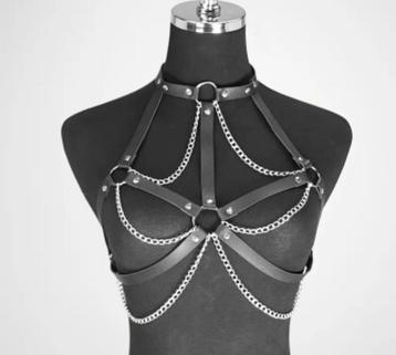 Leren borst Korset met Kettingen - Verstelbaar - Nieuw beschikbaar voor biedingen