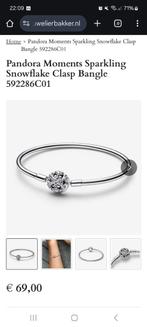 Pandora Moments Sparkling Snowflake Clasp Bangle 21cm, Ophalen of Verzenden, Zo goed als nieuw, Zilver, Zilver