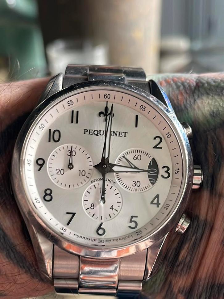 Heren horloge Pequignet, Sieraden, Tassen en Uiterlijk, Horloges | Heren, Gebruikt, Polshorloge, Overige merken, Staal, Ophalen of Verzenden