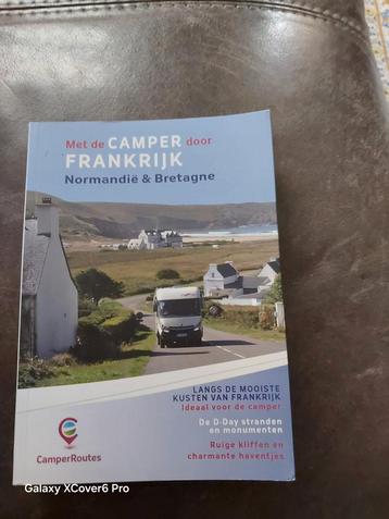 Camper Reisgids Frankrijk Bretagne Normandie  beschikbaar voor biedingen