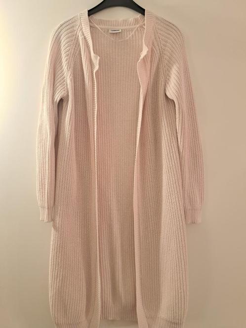 Comfortabel rose vest maat 38/40 Noisy May, Kleding | Dames, Truien en Vesten, Zo goed als nieuw, Maat 38/40 (M), Blauw, Verzenden