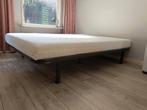 Frans bed voor caravan 135cm x 190cm, Huis en Inrichting, Ophalen, Gebruikt, Eenpersoons, Metaal