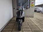 Vespa GTS 300 SUPER SPORT ABS/ASR (bj 2022), Bedrijf, Scooter