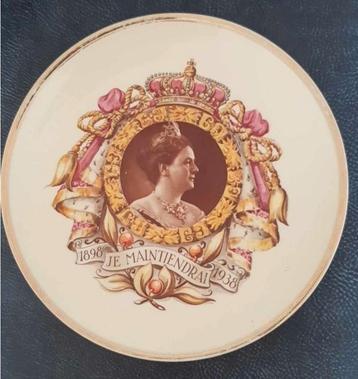 Koningin Wilhelmina zilveren Jubilee Door P.Ragout en Co.   beschikbaar voor biedingen