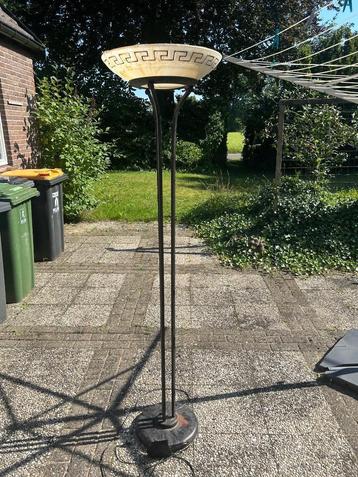 Griekse stijl hanglamp en dimbare vloerlamp beschikbaar voor biedingen