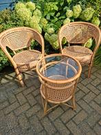 2 Rotan stoeltjes + tafeltje, Huis en Inrichting, Ophalen of Verzenden