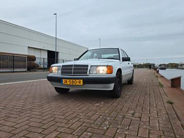 Mercedes-Benz Mercedes 1990 Wit W201 w201 190e 1.8 beschikbaar voor biedingen