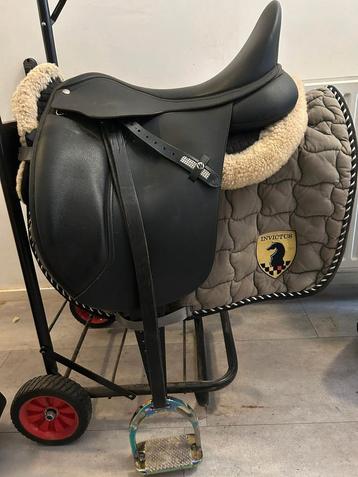 Wintec 500 hart dressuur zgan en vzh zadel ook western zadel beschikbaar voor biedingen