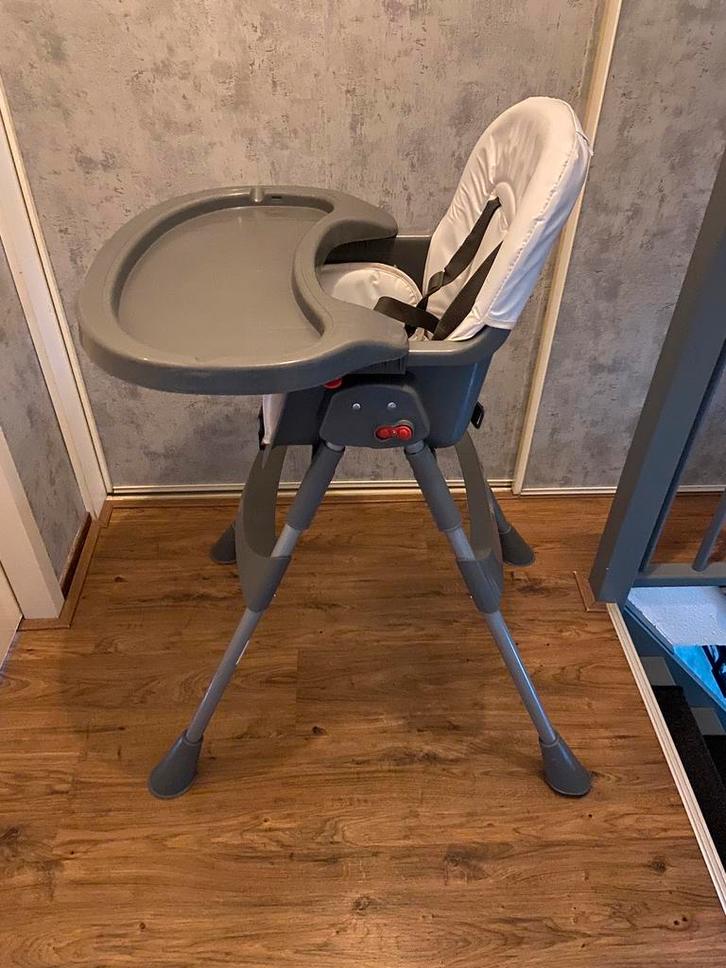 Verstelbare kinderstoel., Kinderen en Baby's, Kinderstoelen, Gebruikt, Meegroeistoel, Ophalen of Verzenden