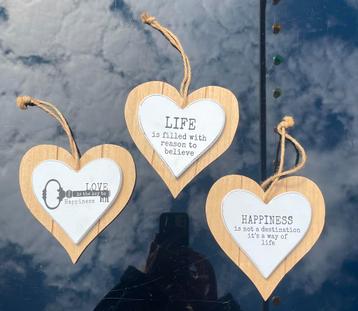 Super leuk hart met tekst in 3D met koord 25 cm pst €3,90 beschikbaar voor biedingen