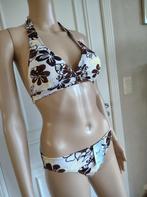 Bikini met bijhorende pareo, Kleding | Dames, Badmode en Zwemkleding, Verzenden, Zo goed als nieuw, Bikini