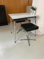 2 zwarte krukjes jaren 60, Ophalen, ., 2de hands, Hout