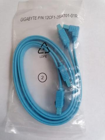 SATA III Kabel 6GB/s Gigabyte 2 stuks 7 euro (€ 3.50 ps) beschikbaar voor biedingen