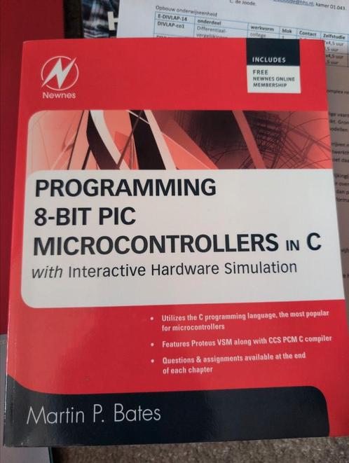 Programming 8-bit PIC Microcontrollers in C: with Interactiv, Boeken, Informatica en Computer, Zo goed als nieuw, Ophalen of Verzenden