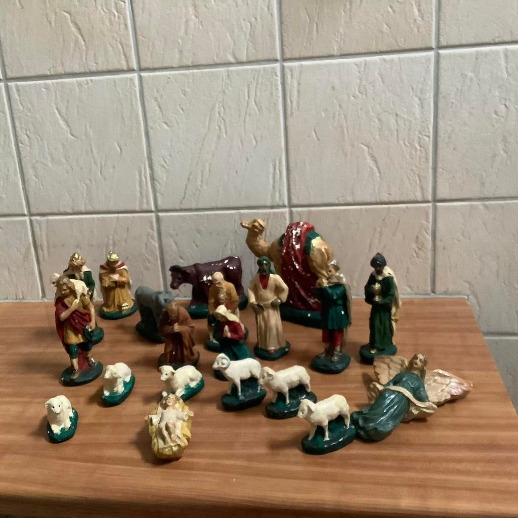 Kerststal figuren set, Ophalen