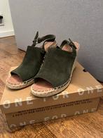 Toms Sleehakken Groen Maat 40 - Nieuw, Nieuw, Ophalen of Verzenden, Toms, Espadrilles of Moccasins