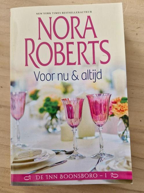 Nora Roberts - Voor nu & altijd, Boeken, Romans, Zo goed als nieuw, Nederland, Ophalen of Verzenden