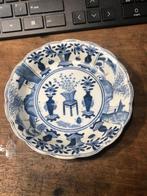 Twee Chinese porseleinen bordjes, Ophalen of Verzenden