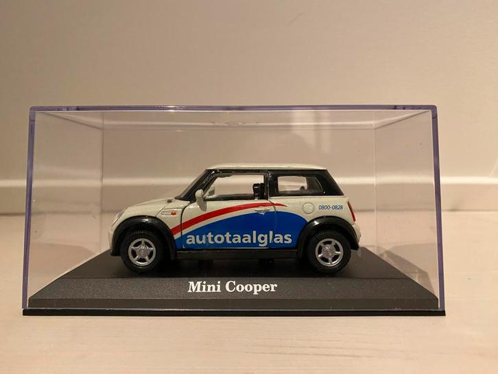 NEW: Mini Cooper, Hobby en Vrije tijd, Modelauto's | Overige schalen, Nieuw, Ophalen of Verzenden