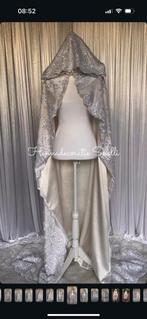 Bridal cape bling met sleep, Kleding | Dames, Gelegenheidskleding, Maat 38/40 (M), Galajurk, Zwart, Ophalen of Verzenden