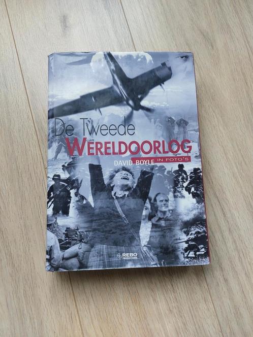 D. Boyle - De Tweede Wereldoorlog in foto's, Boeken, Kunst en Cultuur | Fotografie en Design, Zo goed als nieuw, Fotografen, Ophalen of Verzenden