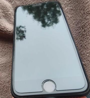 Apple iPhone SE 64gb beschikbaar voor biedingen