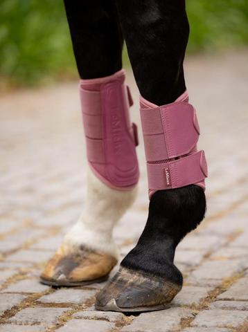 LeMieux Arika Mesh Brushing Boots Peony M + L SALE -33%! beschikbaar voor biedingen