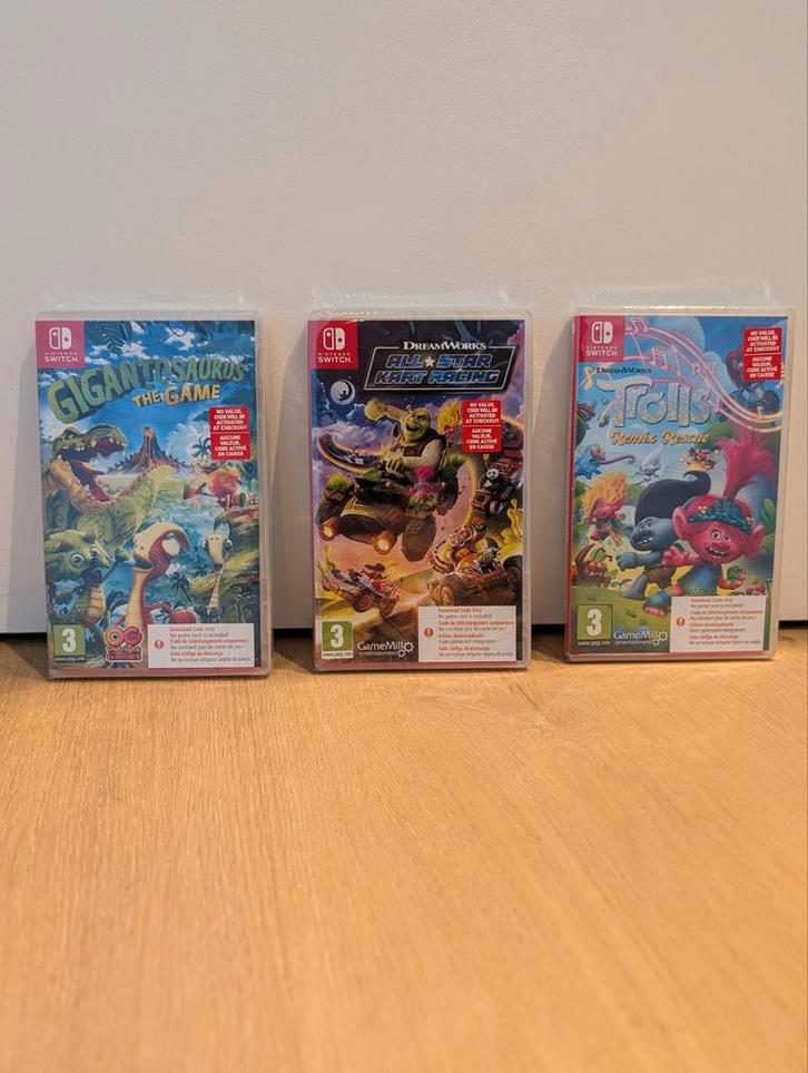 Nintendo Switch Spellen 3 stuks - Nieuw & Geseald, Hobby en Vrije tijd, Verzamelkaartspellen | Pokémon, Nieuw, Meerdere kaarten