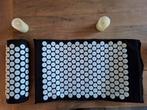 Spijkermat en kussen. Kleur zwart.  De mat is 42 bij 70 cm., Sport en Fitness, Yoga en Pilates, Ophalen of Verzenden, Zo goed als nieuw