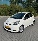 Toyota Aygo 1.0 |5DRS|CARPLAY|NIEUWE APK, Voorwielaandrijving, 4 stoelen, Handgeschakeld, Particulier