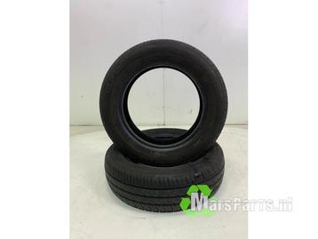 Bandenset van een Diversen beschikbaar voor biedingen