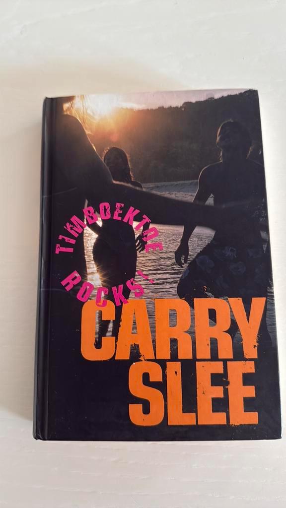 Carry Slee - Timboektoe rocks!, Boeken, Kinderboeken | Jeugd | 13 jaar en ouder, Zo goed als nieuw, Ophalen of Verzenden