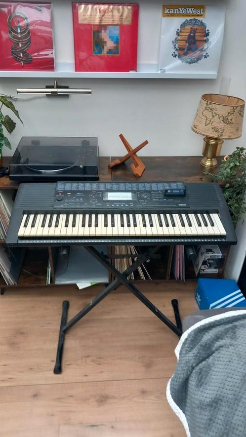 Yamaha PSR-320 Keyboard – Compleet en 100% Functioneel, Muziek en Instrumenten, Keyboards, Ophalen of Verzenden