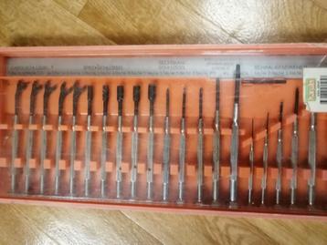 Schroevendraaier set beschikbaar voor biedingen