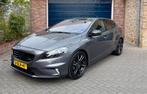 Volvo V40 D2 | Dealeronderhouden | Nieuw motorblok|Vol optie, Auto's, Voorwielaandrijving, Euro 5, Zwart, 4 cilinders