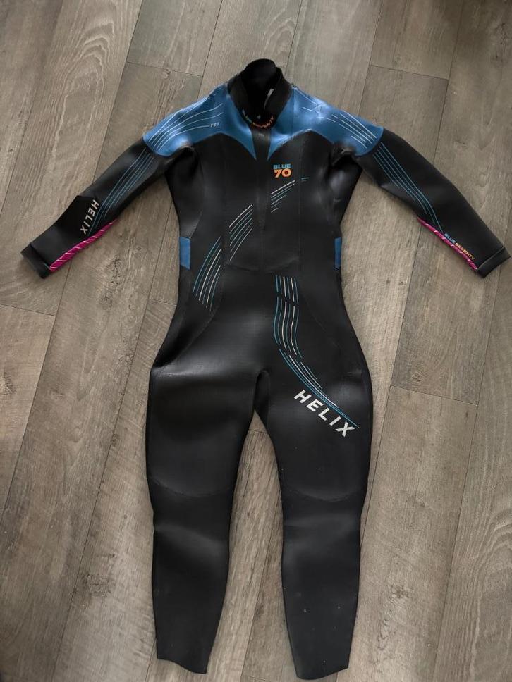 Blue Seventy Helix 2023 wetsuit maat WLA, Watersport en Boten, Watersportkleding, Zo goed als nieuw, Wetsuit, Dame, Ophalen of Verzenden