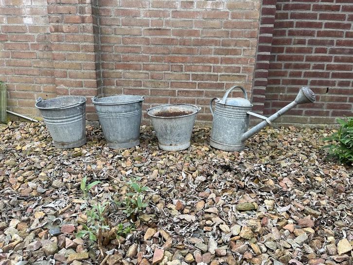 Set oude zinken emmers & gieter – tuin/plantenbak/decoratie, Antiek en Kunst, Curiosa en Brocante, Ophalen
