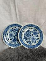 Set van 2 Delfts blauwe wandbordjes – bloemmotief (St.E.), Antiek en Kunst, Ophalen of Verzenden