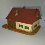 Huis met schuur in spoor n, Hobby en Vrije tijd, Modeltreinen | N-Spoor, Gebruikt, Gelijkstroom of Wisselstroom, Brug, Tunnel of Gebouw